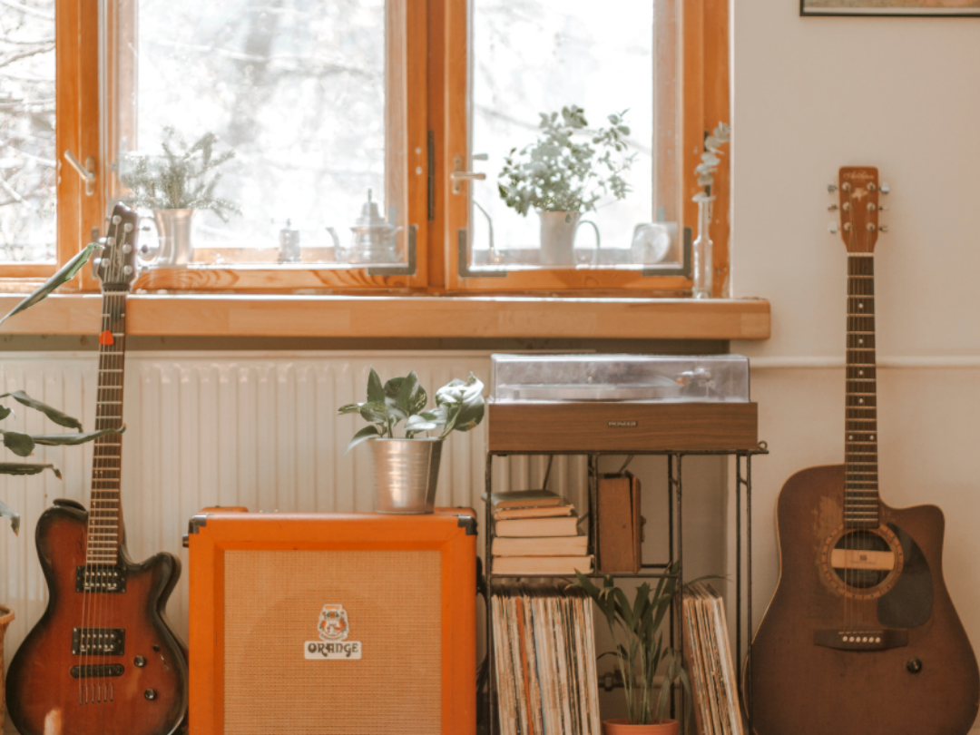 ODTWARZANIE MUZYKI W STUDIO (OZZ)